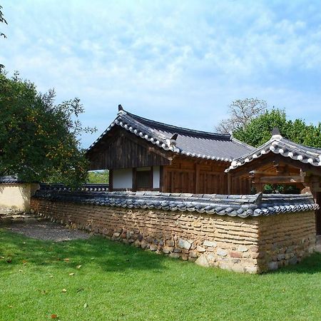 Bukchondaek Bed & Breakfast Andong Dış mekan fotoğraf